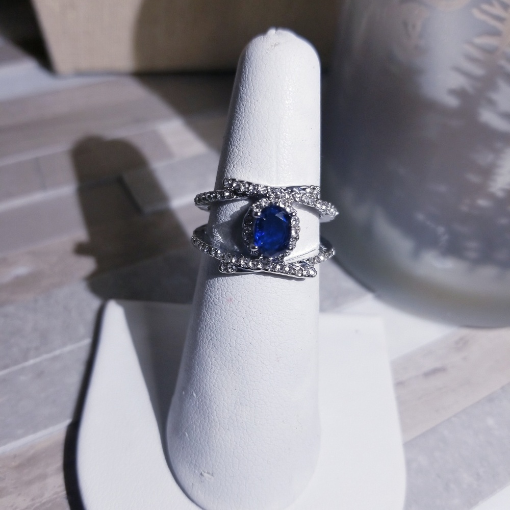 Silver sapphire Ring